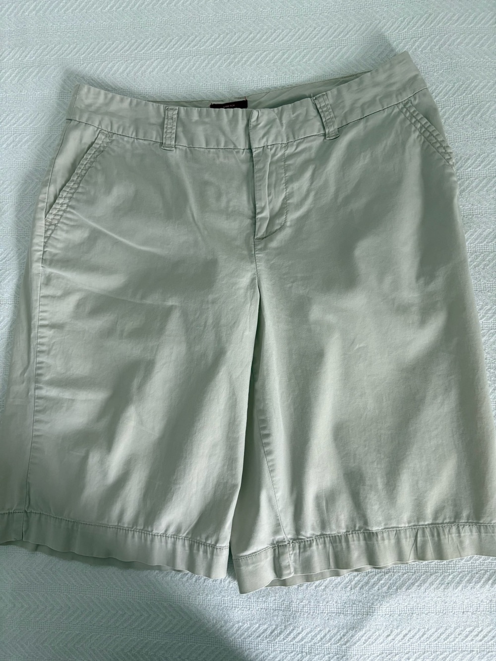 Merona Tan Bermuda Shorts, size 6